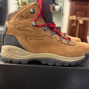 Columbia Tan and Red Hiking Boots